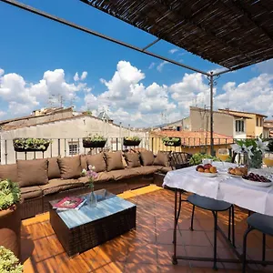 https://charming-attic-niche.it-tuscanyhotel.com