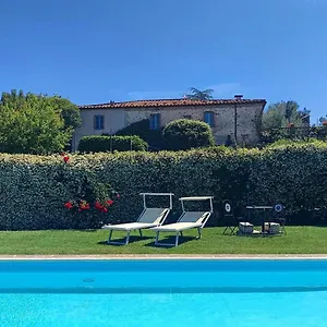 https://il-poggio-di-teo.it-tuscanyhotel.com