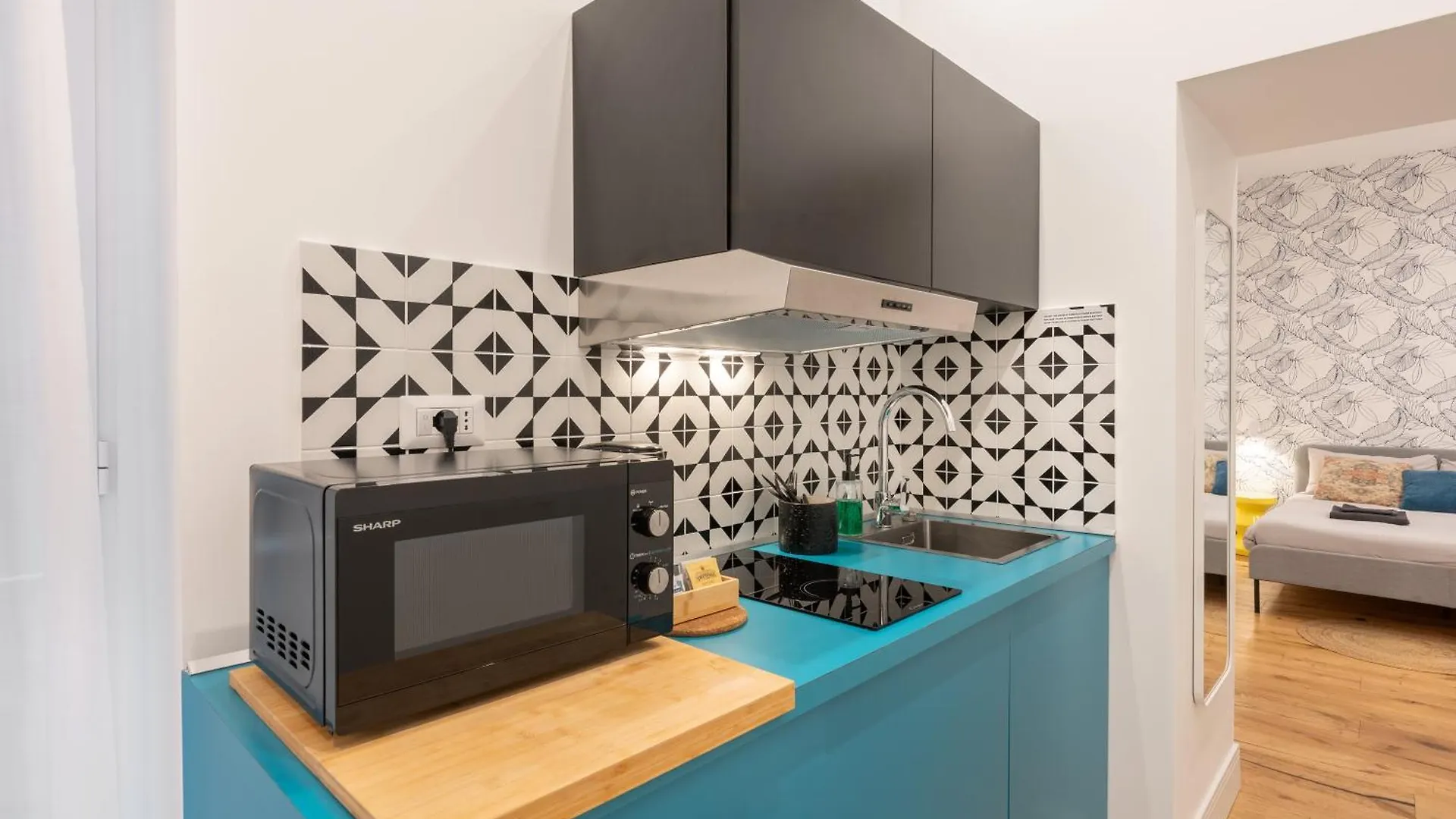 The Idyll Boutique Apartment - Suite In Napoli'S Spanish Quarters Naples