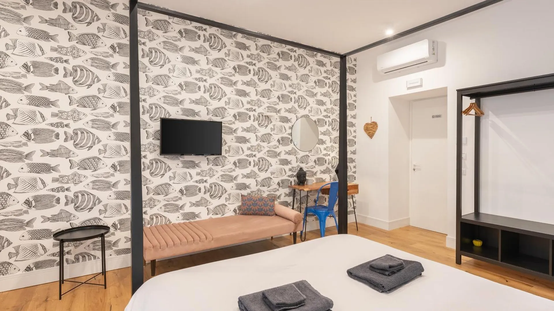 The Idyll Boutique Apartment - Suite In Napoli'S Spanish Quarters Naples